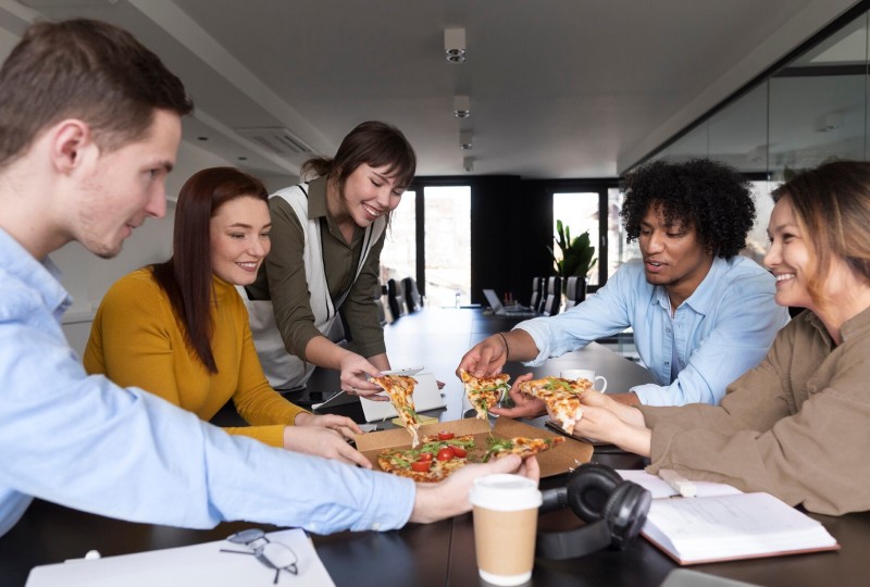 What Are Good Snack for Company Meetings? Check This Recommendation!